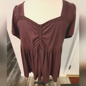 Torrid Size 1 Baby Doll Shirt Sleeve Vneck Top